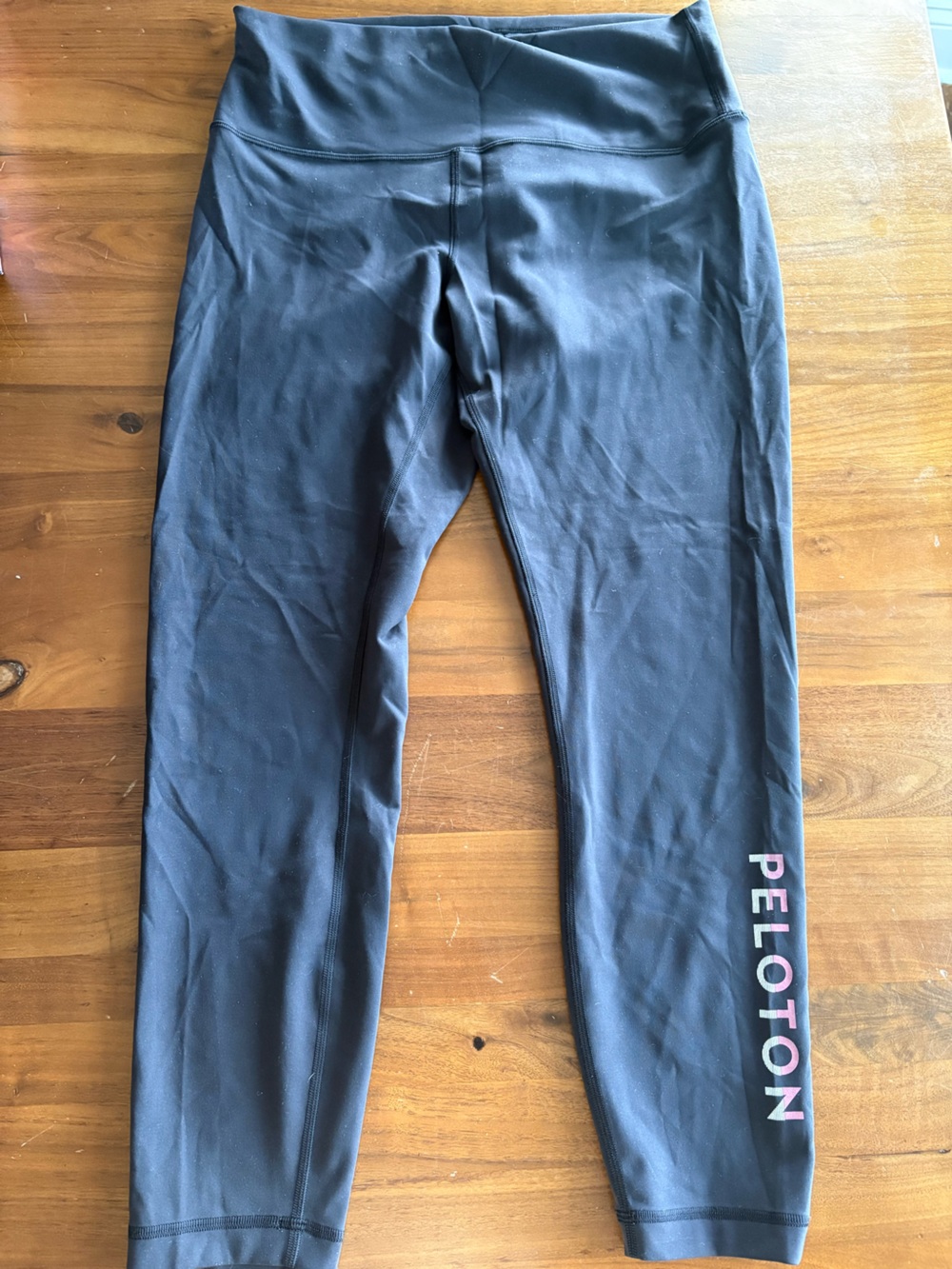 Peloton Lululemon Size 12